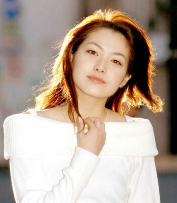 堂本光一と彼女佐藤めぐみやっと結婚！出会いから匂わせ10年熱愛報道！