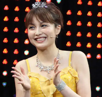 堂本光一と彼女佐藤めぐみやっと結婚！出会いから匂わせ10年熱愛報道！