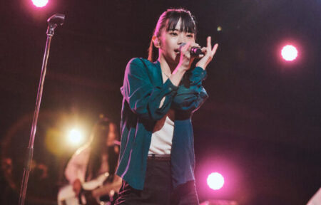 アイナの怪我の理由は撮影中の事故「THE ZOMBIE」トーク&ライブ2021.10.15https://hominis.media/category/musician/post8344/